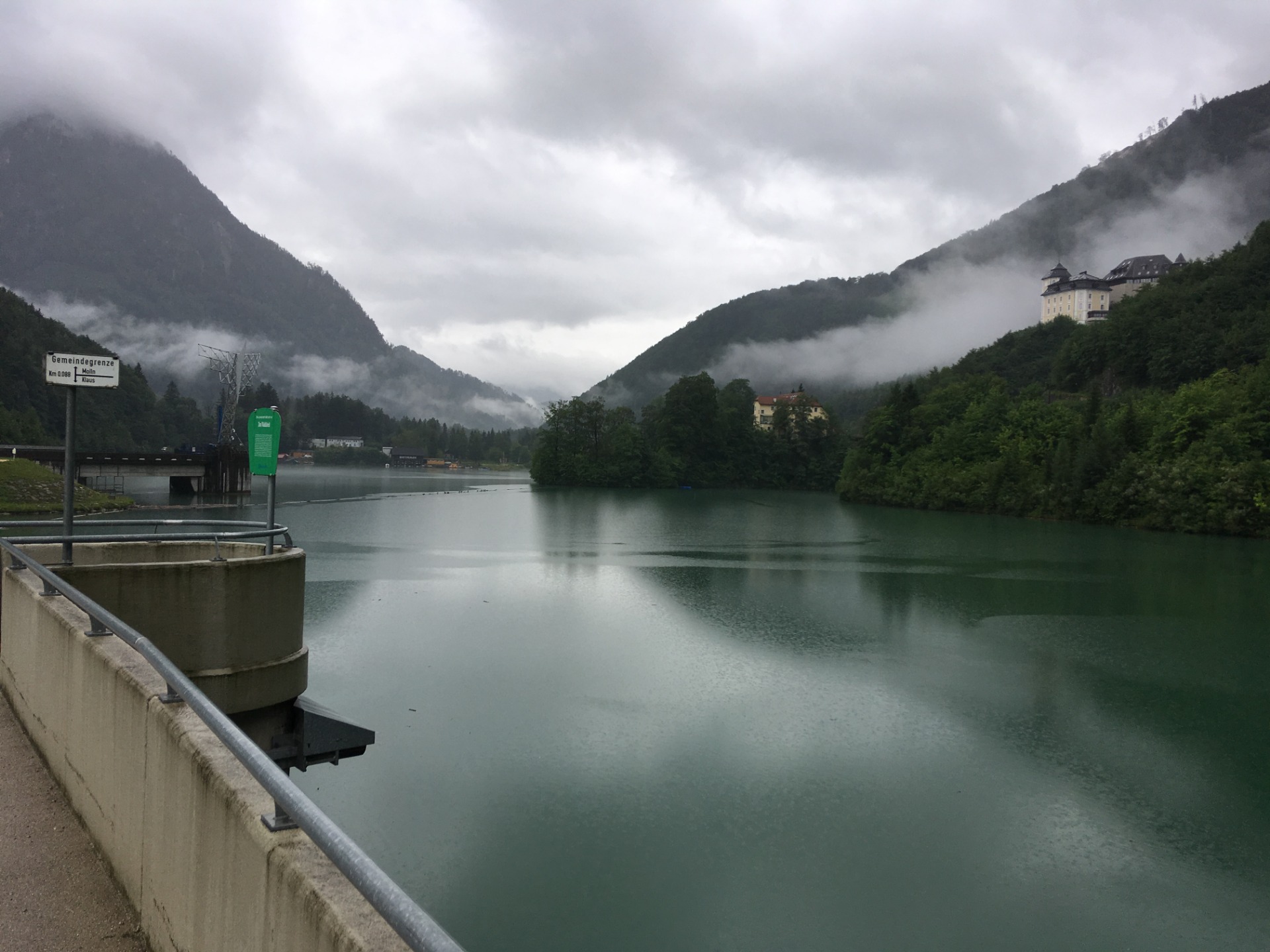 Přehradní nádrž na řece Steyr